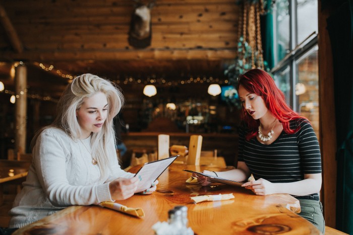 melookinoutwindow(1of1)-15